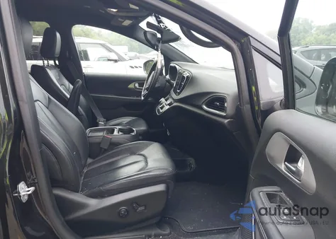 2018 Chrysler Pacifica Touring L из США, поврежденный, VIN 2C4RC1BGXJR175104